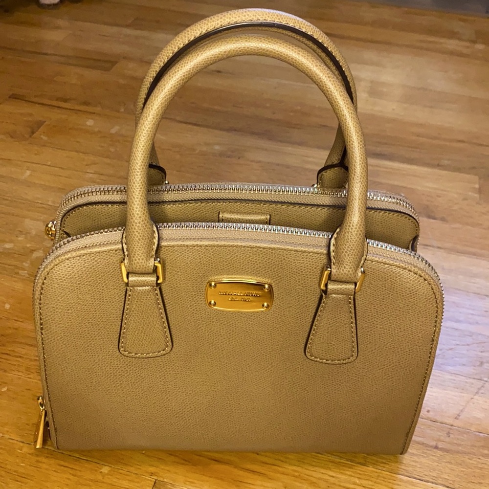 Michael Kors | Small Zippered Satchel